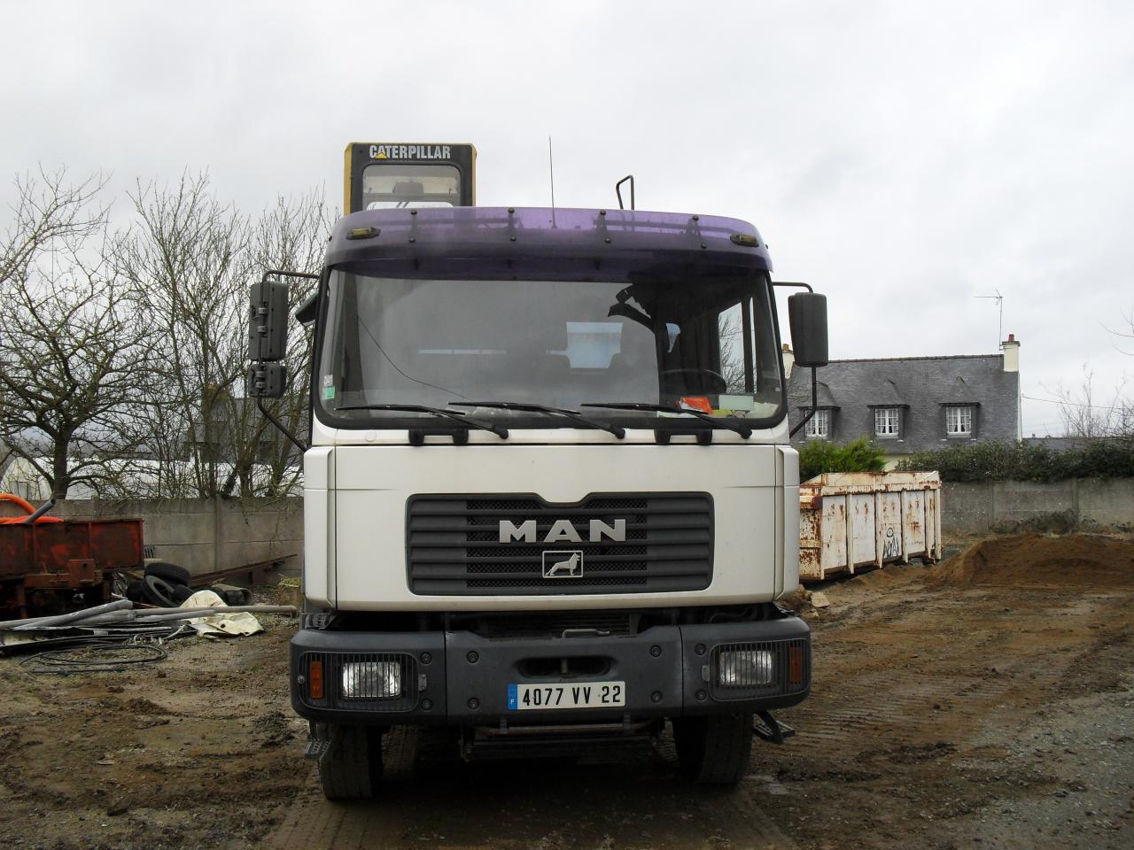 Camion 6X4 multi-bennes